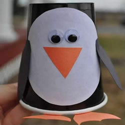 简易纸杯企鹅的制作方法 用纸杯做企鹅的教程