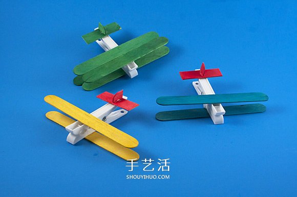 幼儿园手工制作小飞机模型的超简单方法