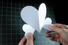 简单爱心卡片的做法 自制立体爱心卡片图解