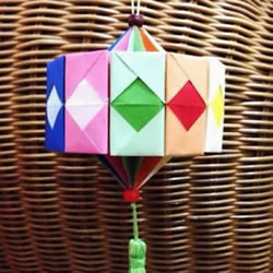 折纸灯笼制作方法图解 简单漂亮灯笼的做法教程