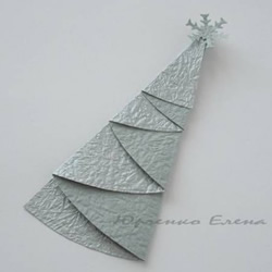 简单圣诞树折纸教程 贺卡装饰圣诞树的折法