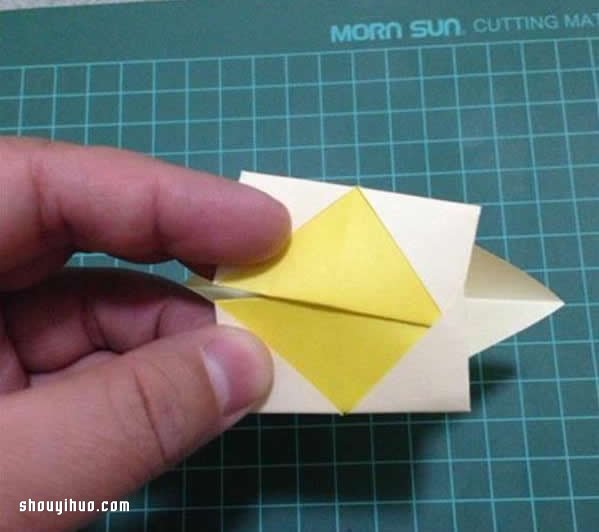 折纸灯笼制作方法图解 简单漂亮灯笼的做法教程