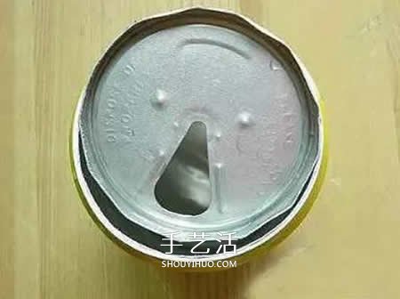 用易拉罐怎么做灯笼 新年易拉罐灯笼制作方法