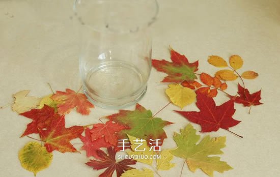 梦幻玻璃瓶灯笼DIY 把落叶贴到玻璃瓶上做成
