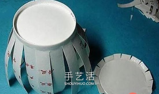 自制春节节日灯笼的方法 几个纸杯子就搞定！