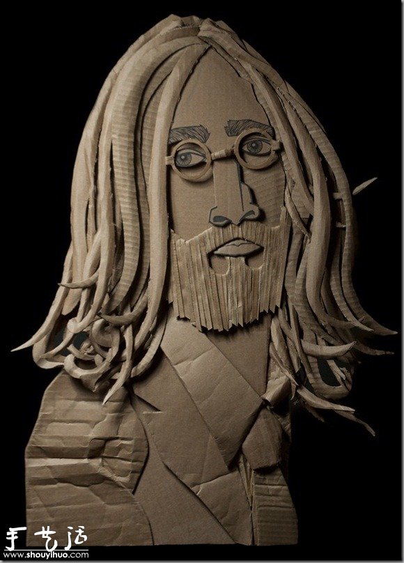 纸板手工制作的人物肖像