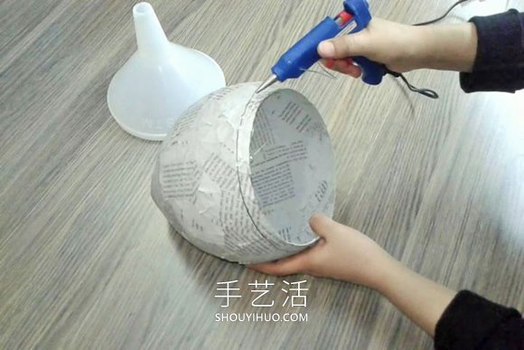 自制艺术范儿花瓶 一个漏斗和气球就搞定！