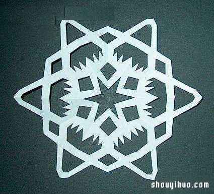 雪花窗花的剪法 剪窗花的制作过程步骤教程