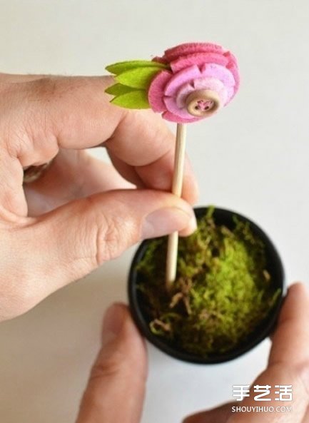 DIY创意手工布艺花插 花朵造型不织布花插制作