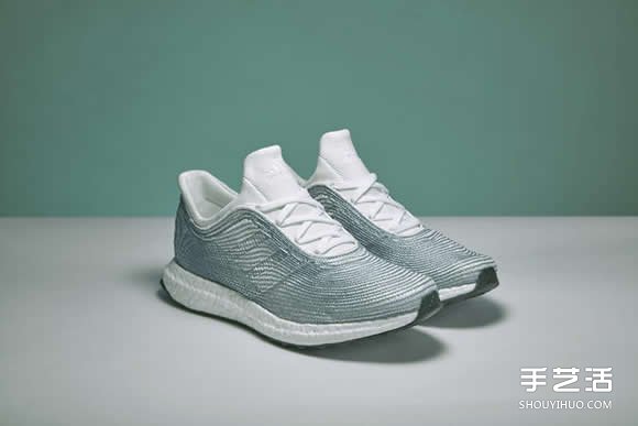 adidas 百分之百由海洋垃圾回收制成的慢跑鞋