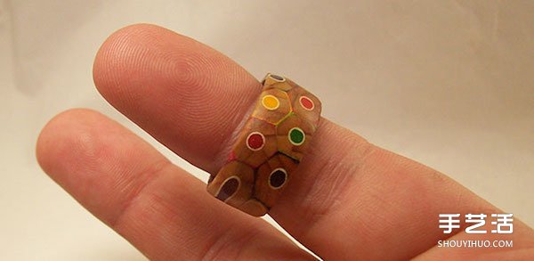 彩色铅笔制作戒指教程 木头戒指的做法用彩铅