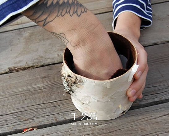 白桦树皮手工制作花瓶 自制田园风花瓶的方法