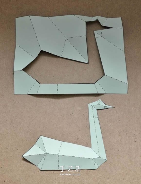一张纸只剪一刀就剪出天鹅的折叠剪纸教程