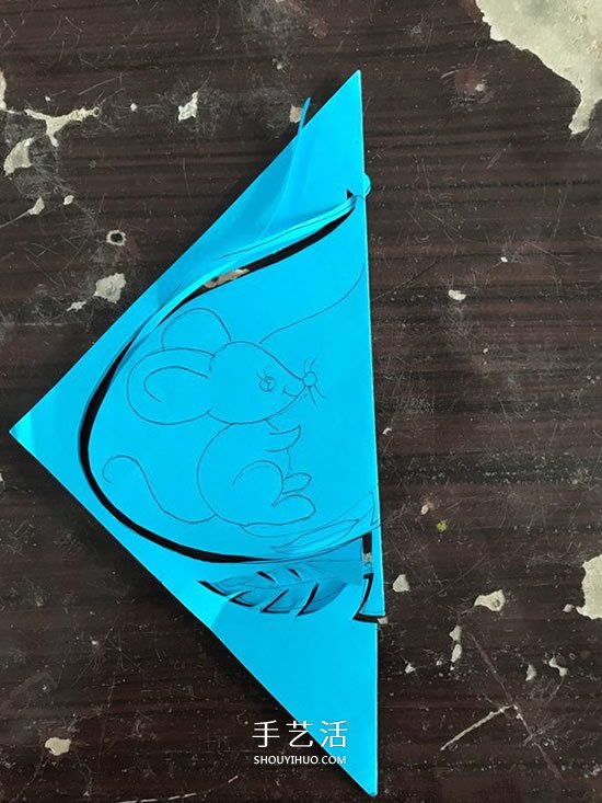 桃子里的老鼠！漂亮窗花的剪纸方法教程