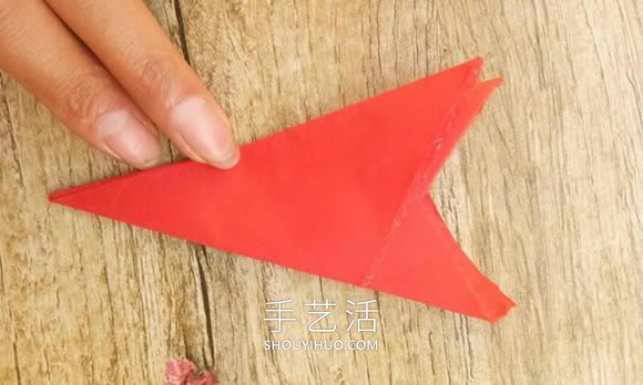 中国传统新年团花的剪纸方法步骤图解