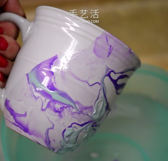 超简单的指甲油陶瓷杯改造方法