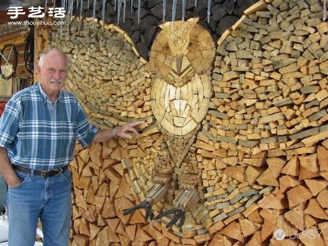 82岁老爷爷利用搜集的木块DIY马赛克猫头鹰