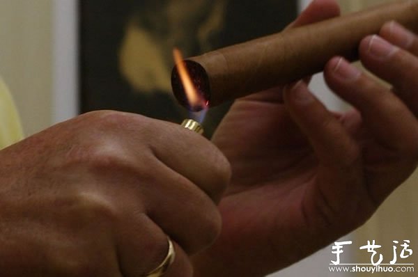 古巴雪茄手工制作过程大揭秘