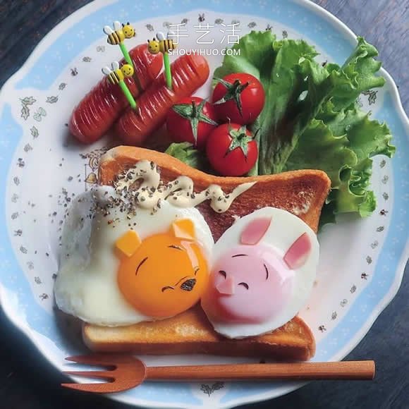 日本妈妈将煎鸡蛋做成可爱的饭菜便当