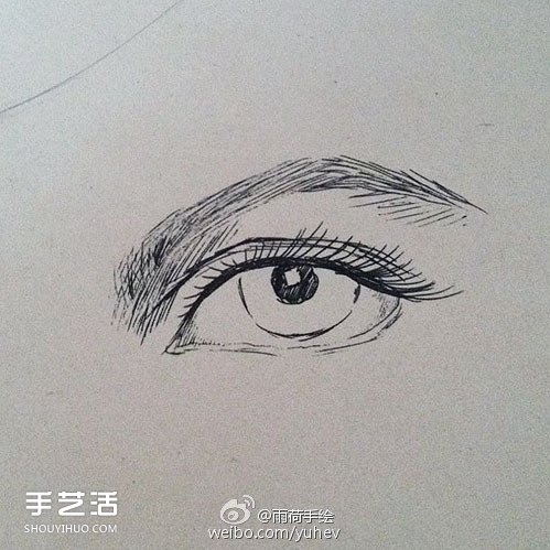 英气勃勃的男性眼睛素描的基本画法步骤