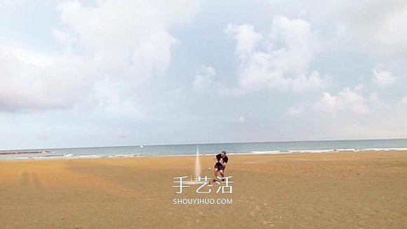 创意水火箭的做法图解 让可乐瓶一飞冲天！