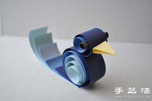 卷纸制作的可爱啄木鸟