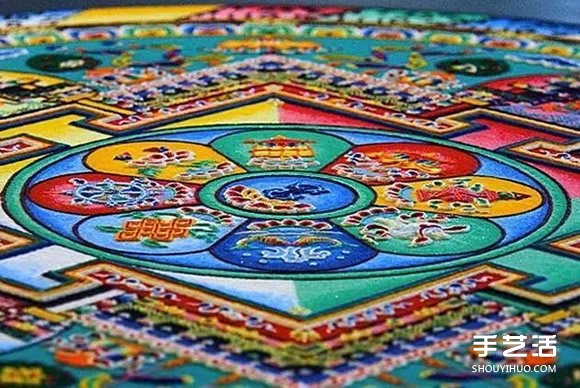 传世千年的坛城沙画 辛苦创作却注定被毁掉