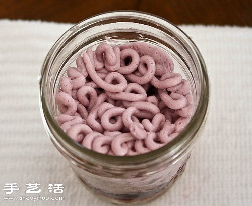 DIY万圣节专用恶搞“大脑”蛋糕