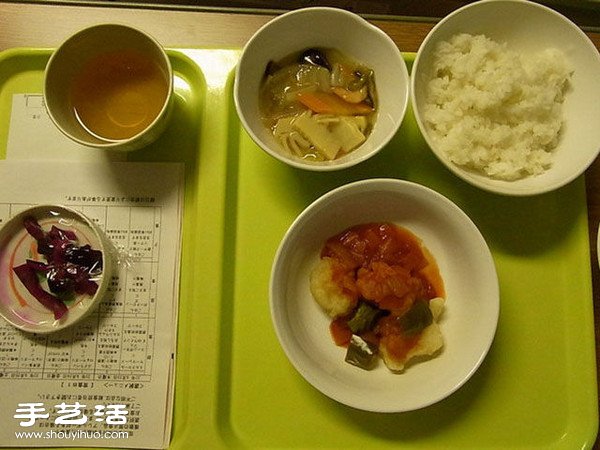 盘点世界各国医院餐，澳洲根本饭店等级！