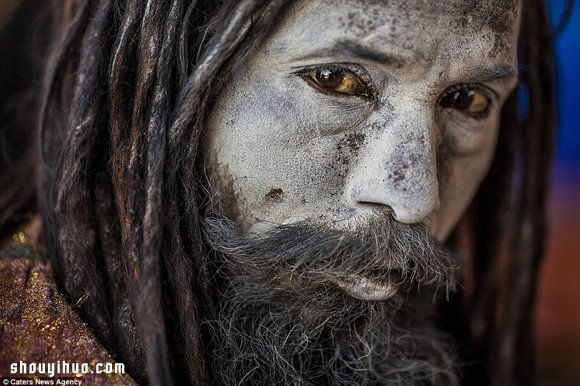 印度Varanasi恐怖的“食尸族” Aghori