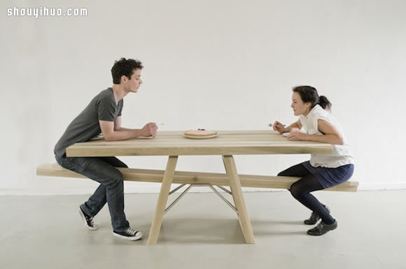 注意餐桌礼仪！趣味翘翘板餐桌设计