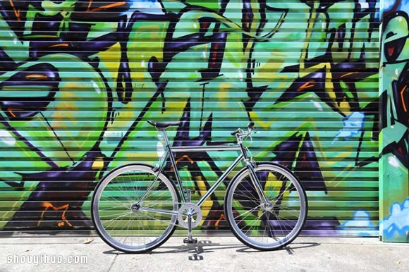 墨尔本寂静小巷中的老牌自行车店 LEKKER