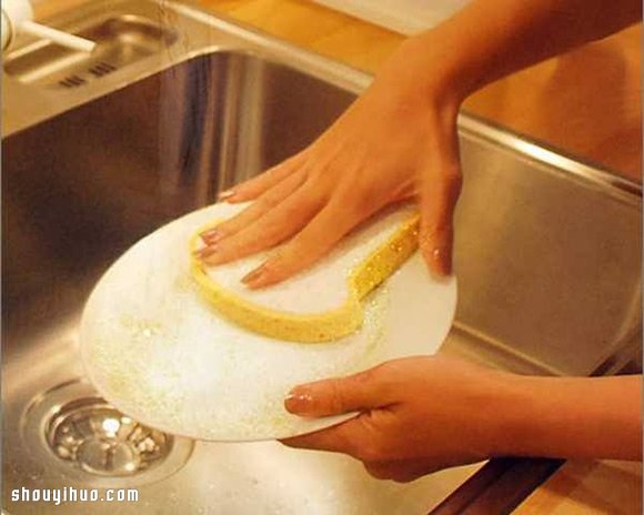 采用天然纤维素纤维制造的可爱吐司洗碗海绵