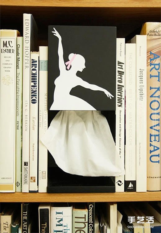 优雅的芭蕾舞女伶抽纸盒 拿纸瞬间好有艺术感