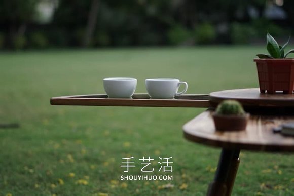 甲壳虫风格的茶几DIY，带有折叠式“翅膀”