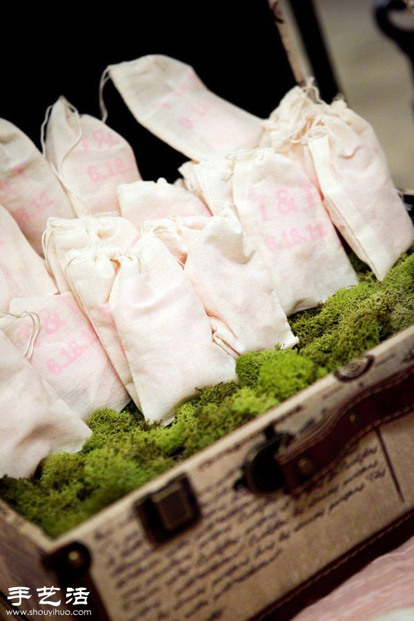 苔藓植物DIY婚礼布置的12个小创意