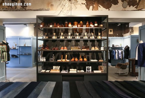 Tenue de Nîmes 男士服饰店铺布置设计