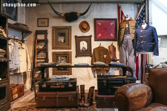 Tenue de Nîmes 男士服饰店铺布置设计