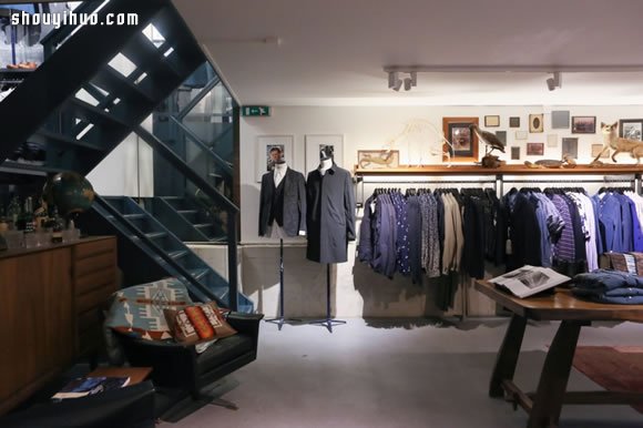Tenue de Nîmes 男士服饰店铺布置设计