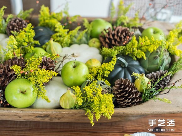 让餐桌漂亮迎客 只用超市材料布置餐桌的方法