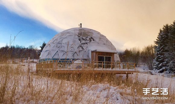 我家住在北极圈！欢迎光临自给自足的温室小屋
