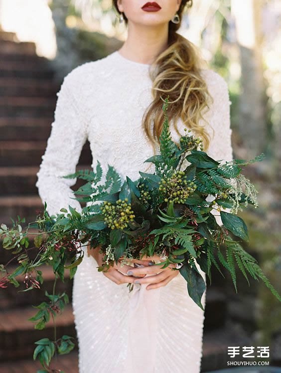 抛开大红大粉的传统 清新的草绿色婚礼设计