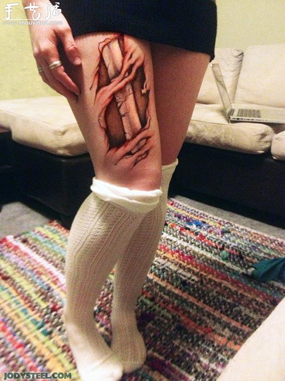 美女大腿上的创意涂鸦