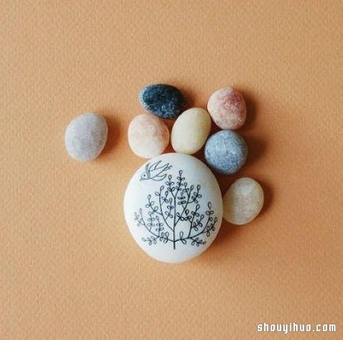 一组漂亮手工石绘DIY 让你从此迷上石头！
