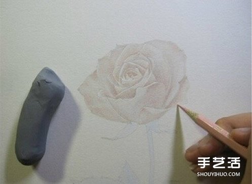 彩铅玫瑰花的画法步骤 玫瑰花彩色铅笔画教程