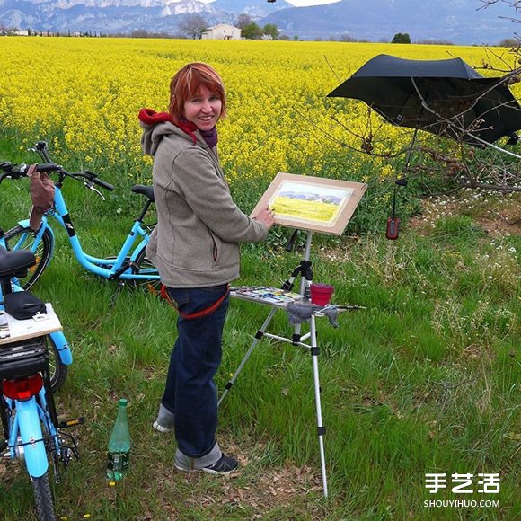 画家用水彩画取代相机 捕捉旅行的沿途美景