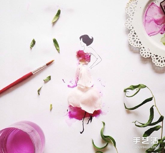 创意花瓣拼画DIY图片 简单画出神态各异的美女