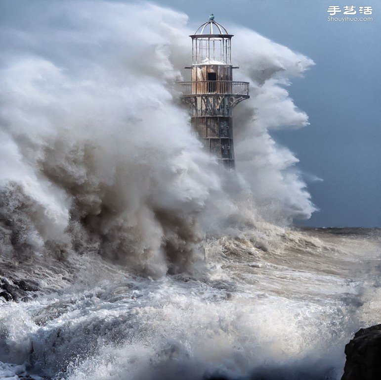 世界各地寂寥壮阔灯塔摄影图集