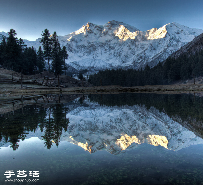 水面上的同一道风景 震慑人心的倒映照片