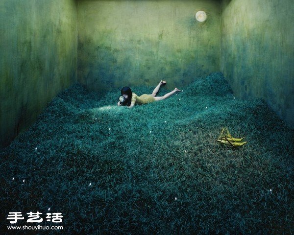 韩国艺术家在同一房间内拍摄的摄影大作